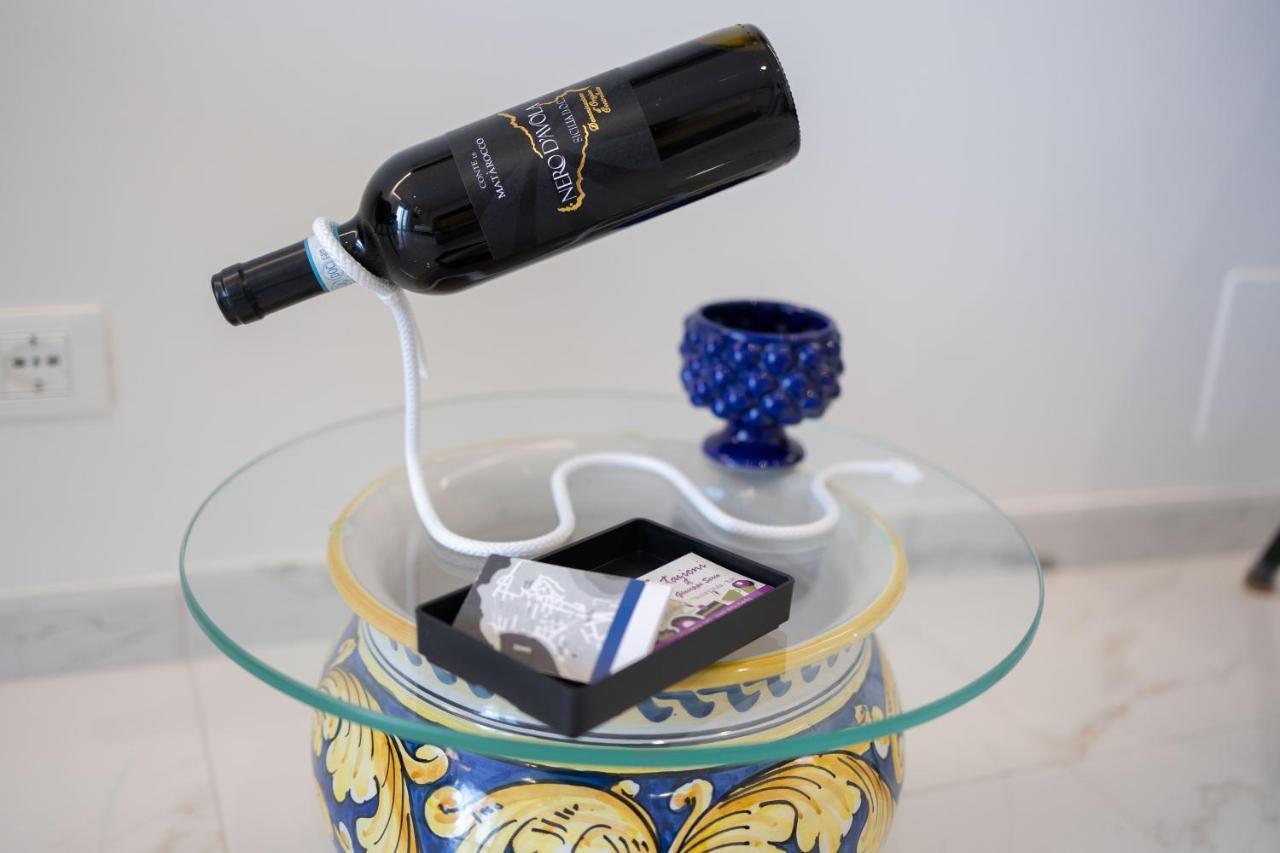 U Scrusciu D'U Mari Luxury Suite Cefalu Bagian luar foto
