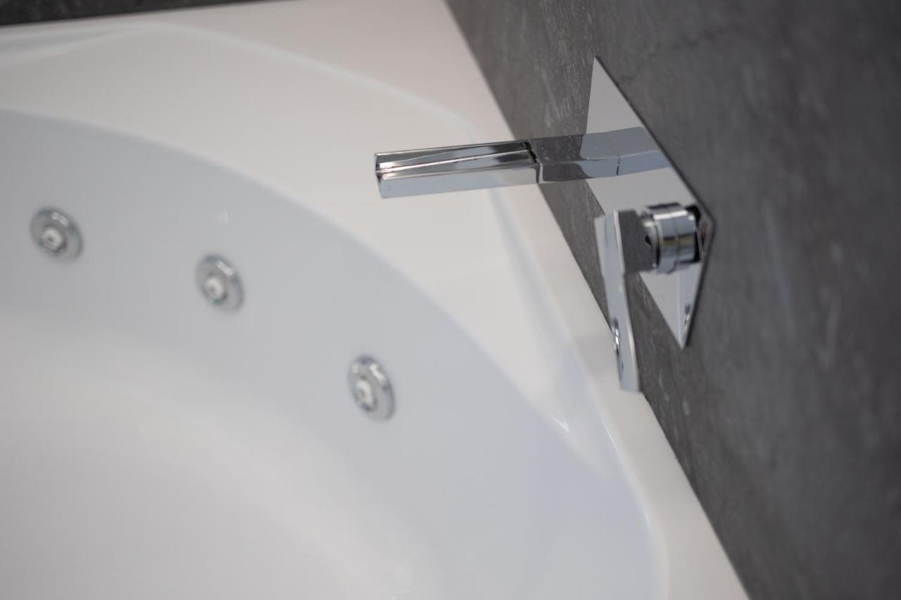 U Scrusciu D'U Mari Luxury Suite Cefalu Bagian luar foto